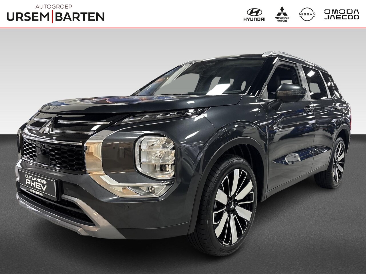 Mitsubishi Outlander - 2.4 PHEV First Edition Tot € 5.000,- VOORDEEL! - AutoWereld.nl