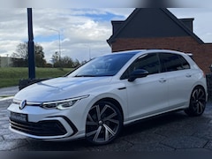 Volkswagen Golf - 1.5 eTSI R-Line/ Virtual CP/ Pano/ IQ-light/ Sfeer/Cam/19"/Keyless