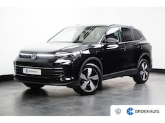 Volkswagen Tiguan - 1.5 TSI eHybrid 204 pk Life 6-DSG | Panoramadak | Wegklapbare Trekhaak | Rondomzicht camer