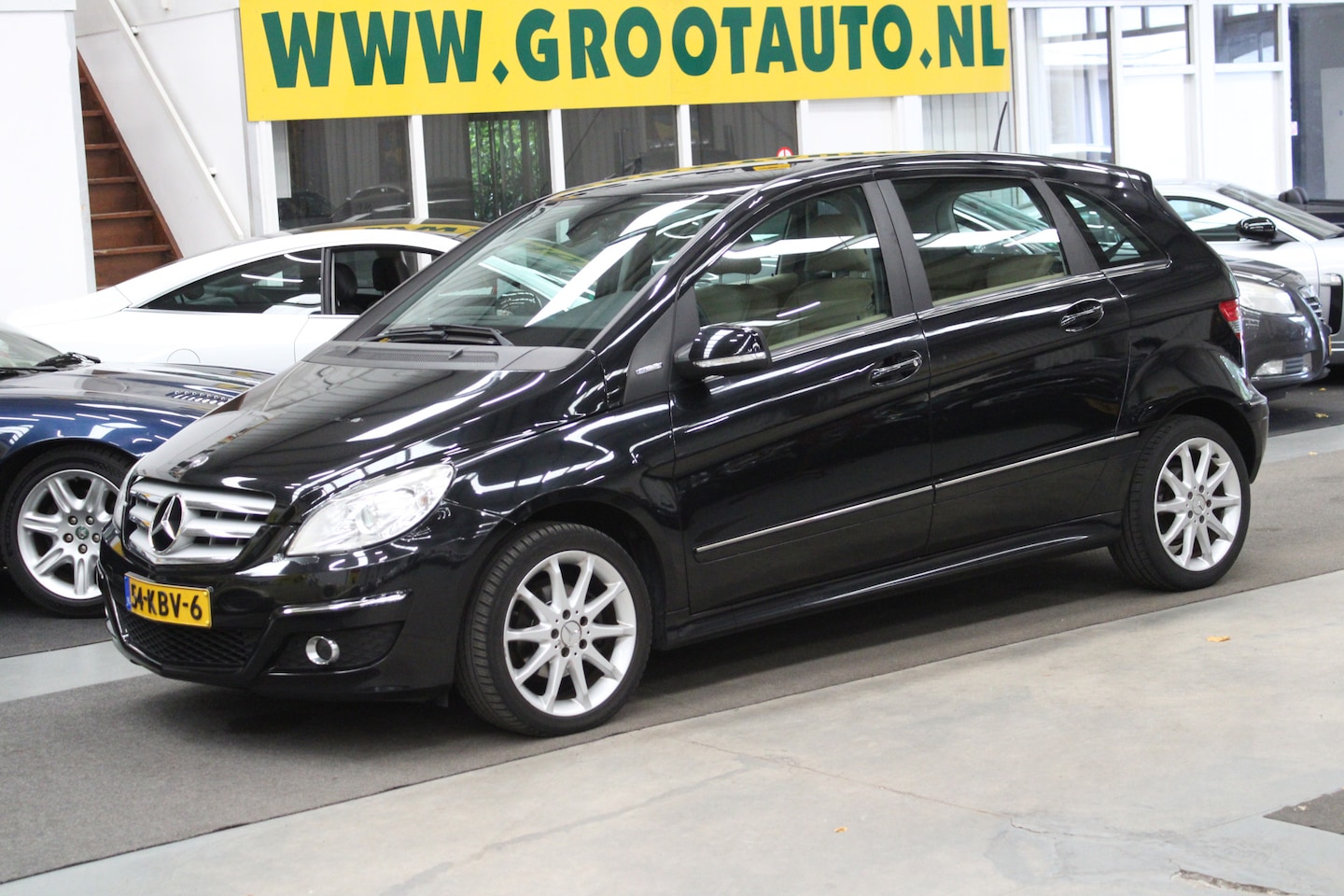 Mercedes-Benz B-klasse - 160 BlueEFFICIENCY Business Class Airco, Cruise Control, Leder, Trekhaak, Stuurbekrachtigi - AutoWereld.nl