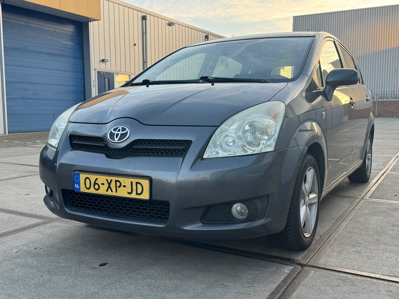 Toyota Verso - 1.8 VVT-i Sol 1.8 VVT-i Sol - AutoWereld.nl