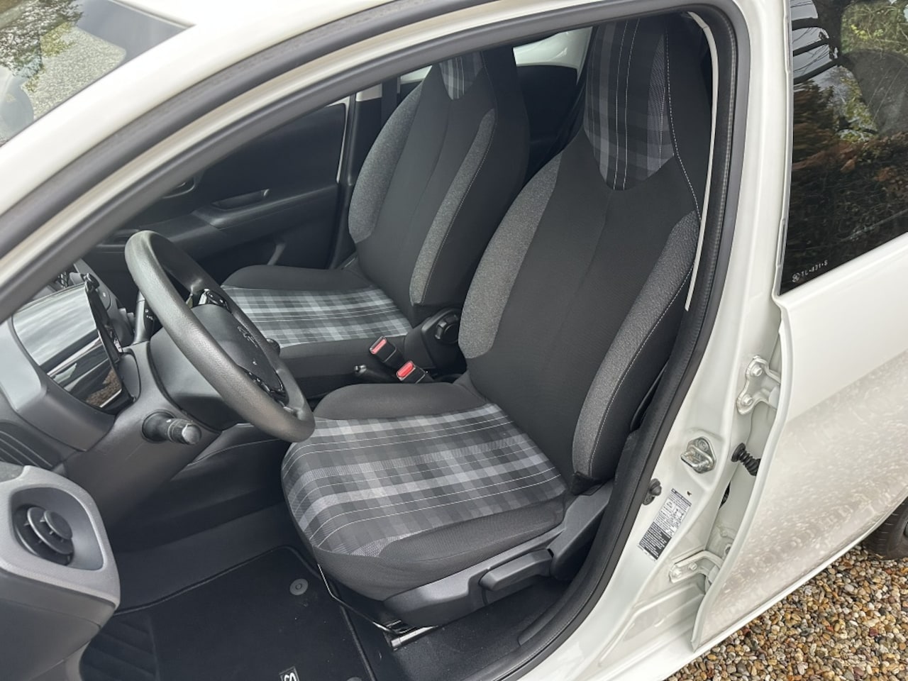 Peugeot 108 - 1.0 e-VTi Active Airco/Bluetooth