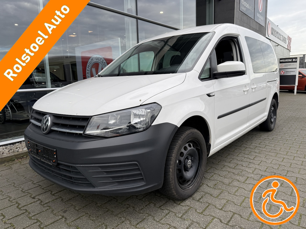 Volkswagen Caddy Maxi - 7+0 of 5+1 Rolstoelauto 1.4 TSI Comfortline (Zeer nette en complete Rolstoelauto!) - AutoWereld.nl