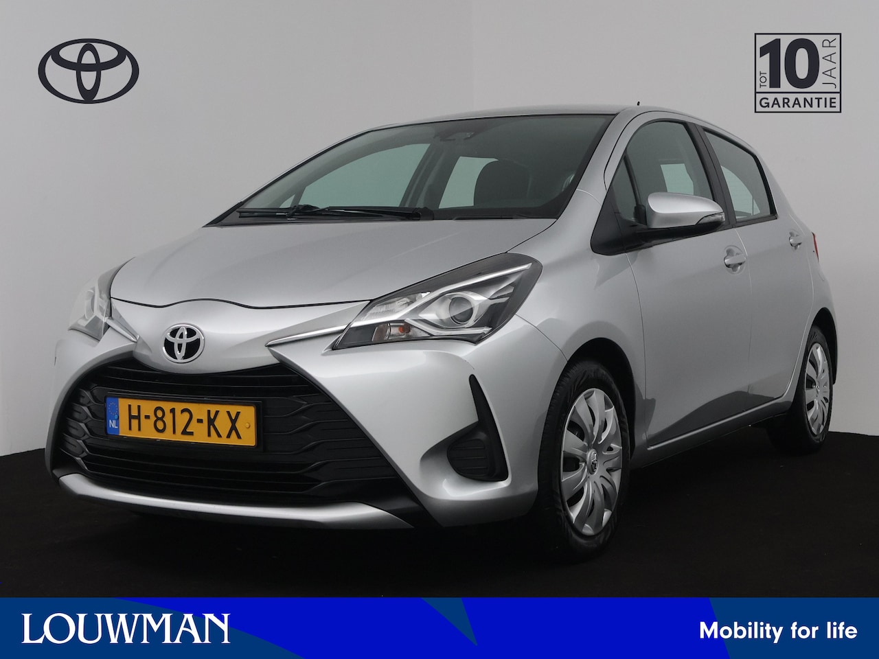 Toyota Yaris - 1.5 VVT-i Active | Navigatie | Camera | - AutoWereld.nl
