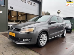 Volkswagen Polo - 1.4-16V Highline 5 deurs Airco Cruise