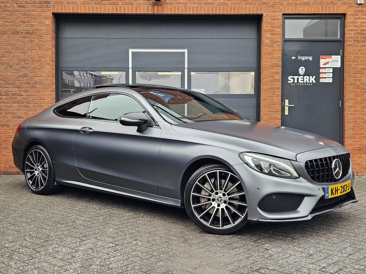 Mercedes-Benz C-klasse Coupé - 400 4MATIC AMG-line Pano Burmester Distronic 19" - AutoWereld.nl