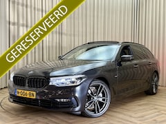 BMW 5-serie Touring - 520i *Panodak* Sportline / Head-Up / Keyless / Adapt. Cruise / Elek. Trekhaak / Stuur-/Sto