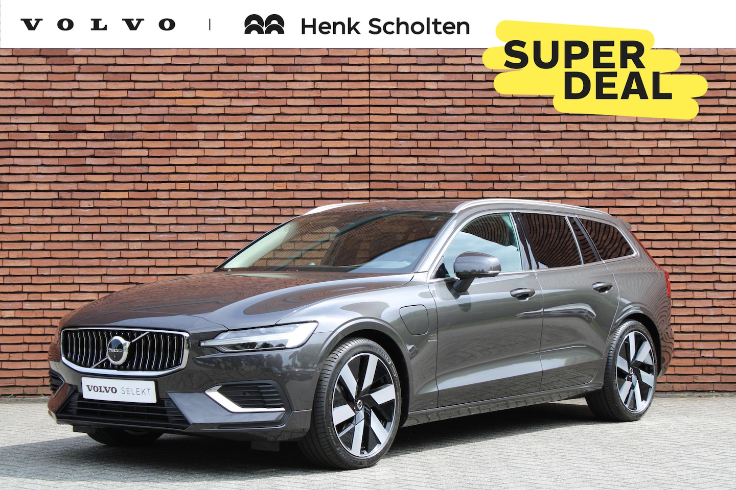 Volvo V60 - T6 AWD AUT Ultra Bright | | Bowers & Wilkins audiosysteem | 360 graden camera | Panoramisc - AutoWereld.nl