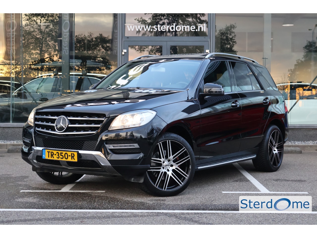Mercedes-Benz M-klasse - 350 BlueTEC Sport Editon l Schuif- kanteldak l Keyless Go l Distronic l Trekhaak 3500 kg l - AutoWereld.nl