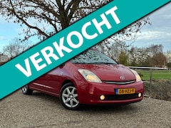 Toyota Prius - 1.5 VVT-i Business Edition | Leder + Navi + Clima + Cruise nu €3.750,