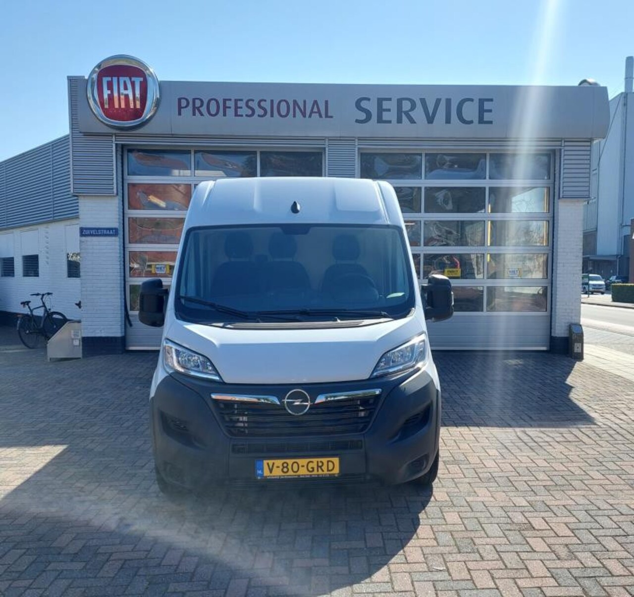 Opel Movano - 2.2D 140 L3H2 3.5t 2.2D 140 L3H2 3.5t - AutoWereld.nl