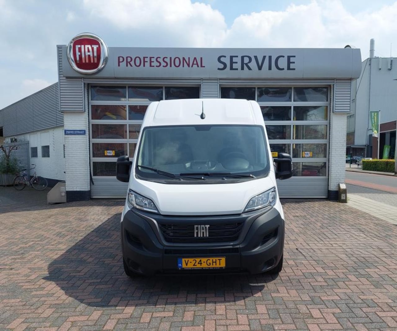 Fiat Ducato - 2.2 MultiJet 140 S&S L3H2 3.5t Heavy 2.2 MultiJet 140 S&S L3H2 3.5t Heavy incl. TREKHAAK - AutoWereld.nl