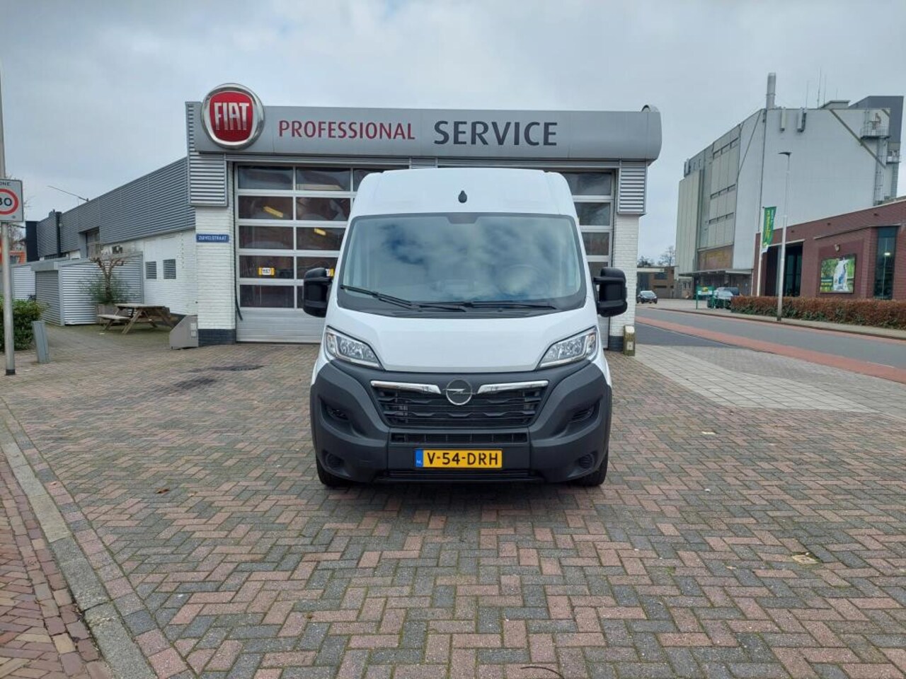 Opel Movano - 2.2D 140 L3H2 3.5t 2.2D 140 L3H2 3.5t - AutoWereld.nl