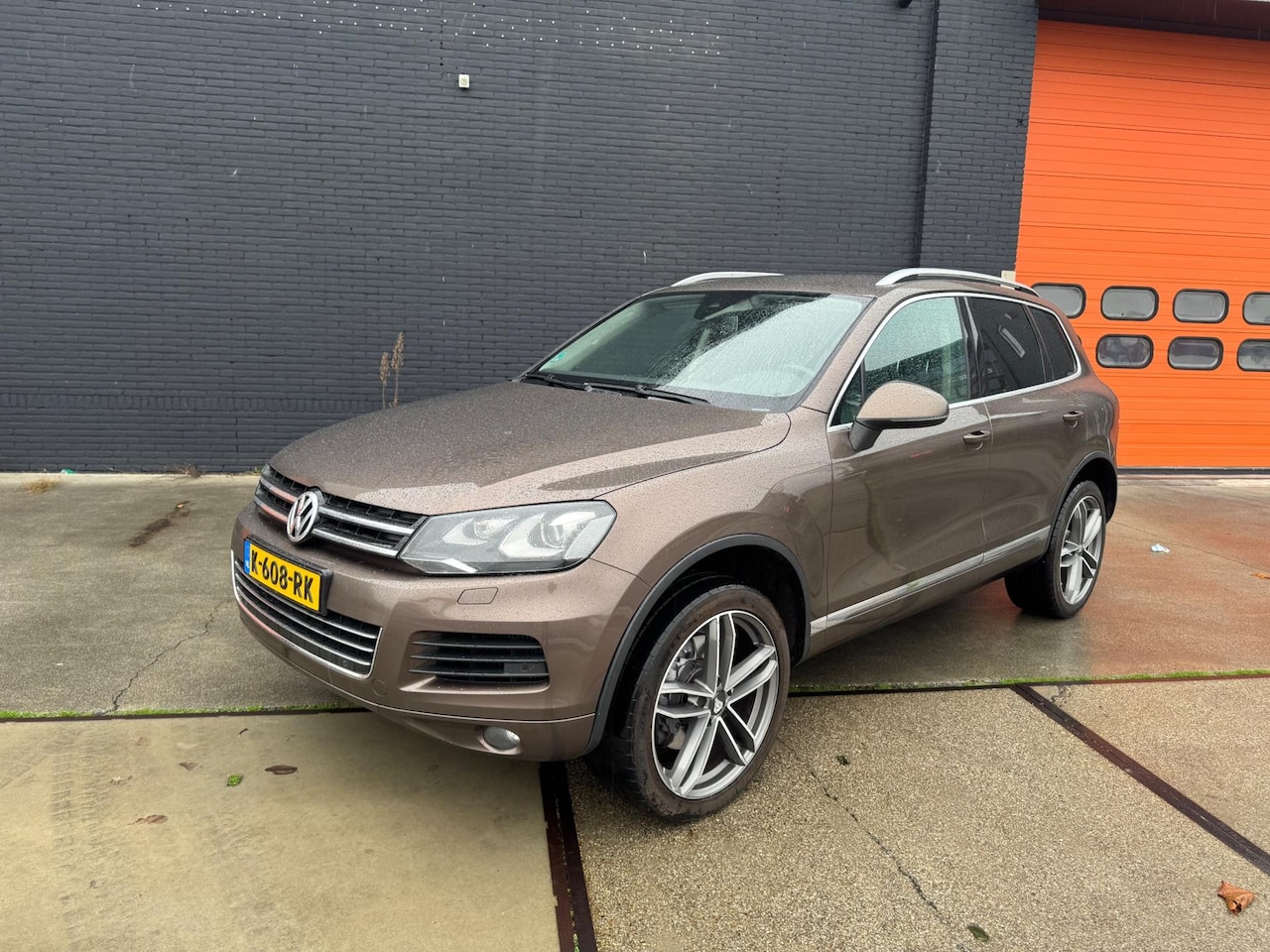 Volkswagen Touareg - 4.2 V8 TDI NEW CAR - AutoWereld.nl
