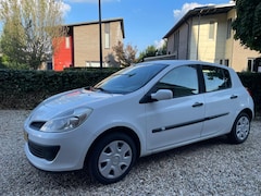 Renault Clio - 1.2-16V Expression