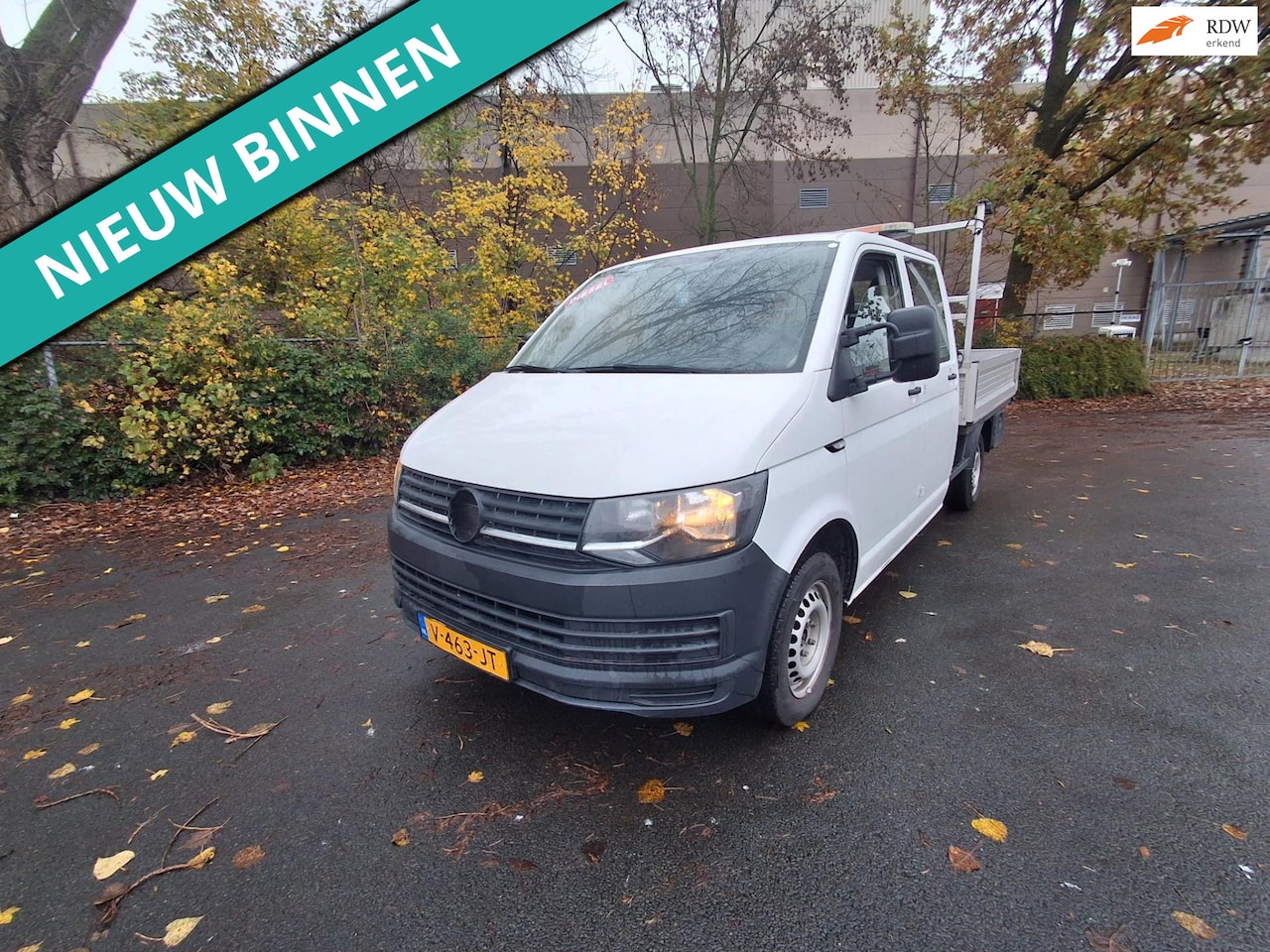 Volkswagen Transporter - 2.0 TDI L2H1 DC Comfortline KOMT ZO UIT HET WERK - AutoWereld.nl
