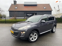Peugeot 4007 - 2.4 GT 4X4 AUTOMAAT LEER NAVI 7-PERSOONS TREKHAAK