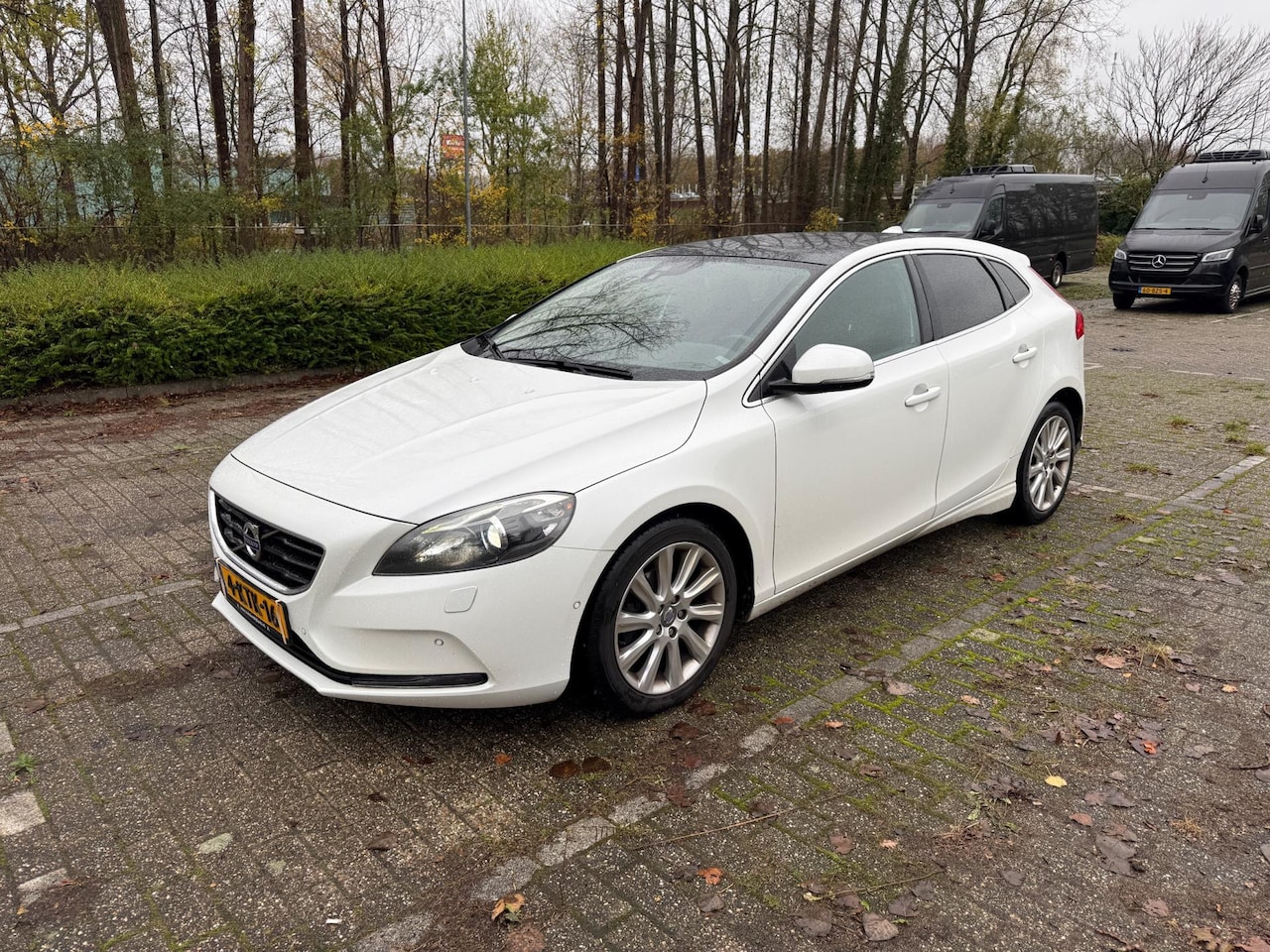 Volvo V40 - 1.6 D2 Summum 1.6 D2 Summum - AutoWereld.nl