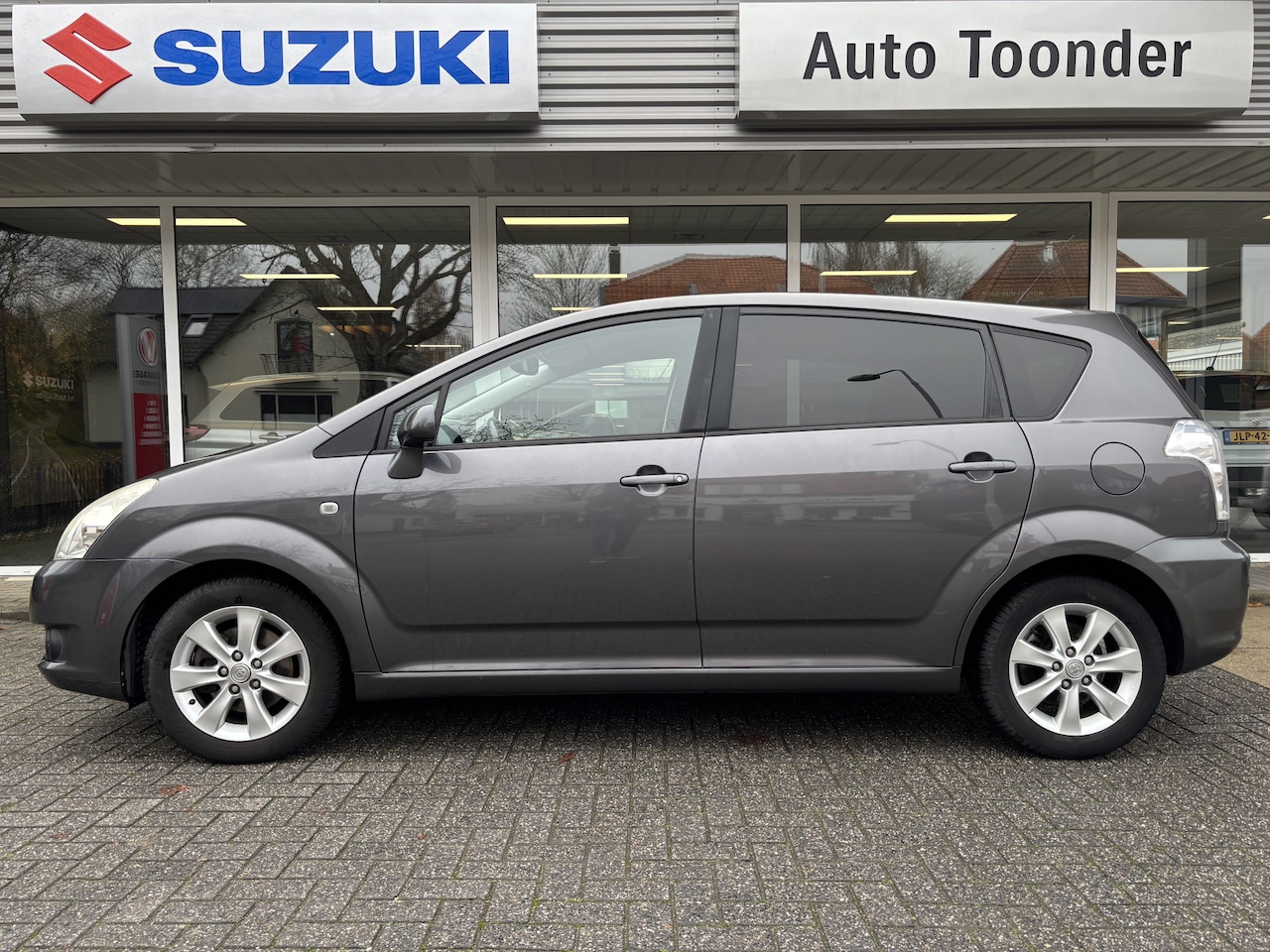 Toyota Verso - 1.8 VVT-i Luna 7persoons/Trekhaak - AutoWereld.nl