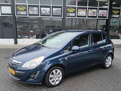 Opel Corsa - 1.4-16V Cosmo Vol Automaat