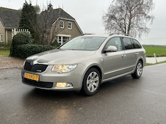 Skoda Superb Combi - 1.6 TDI Grl.Comf.Bns