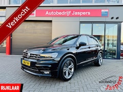 Volkswagen Tiguan - 1.5 TSI ACT Highline Business R-Line PANO-ACC-LED-NAP