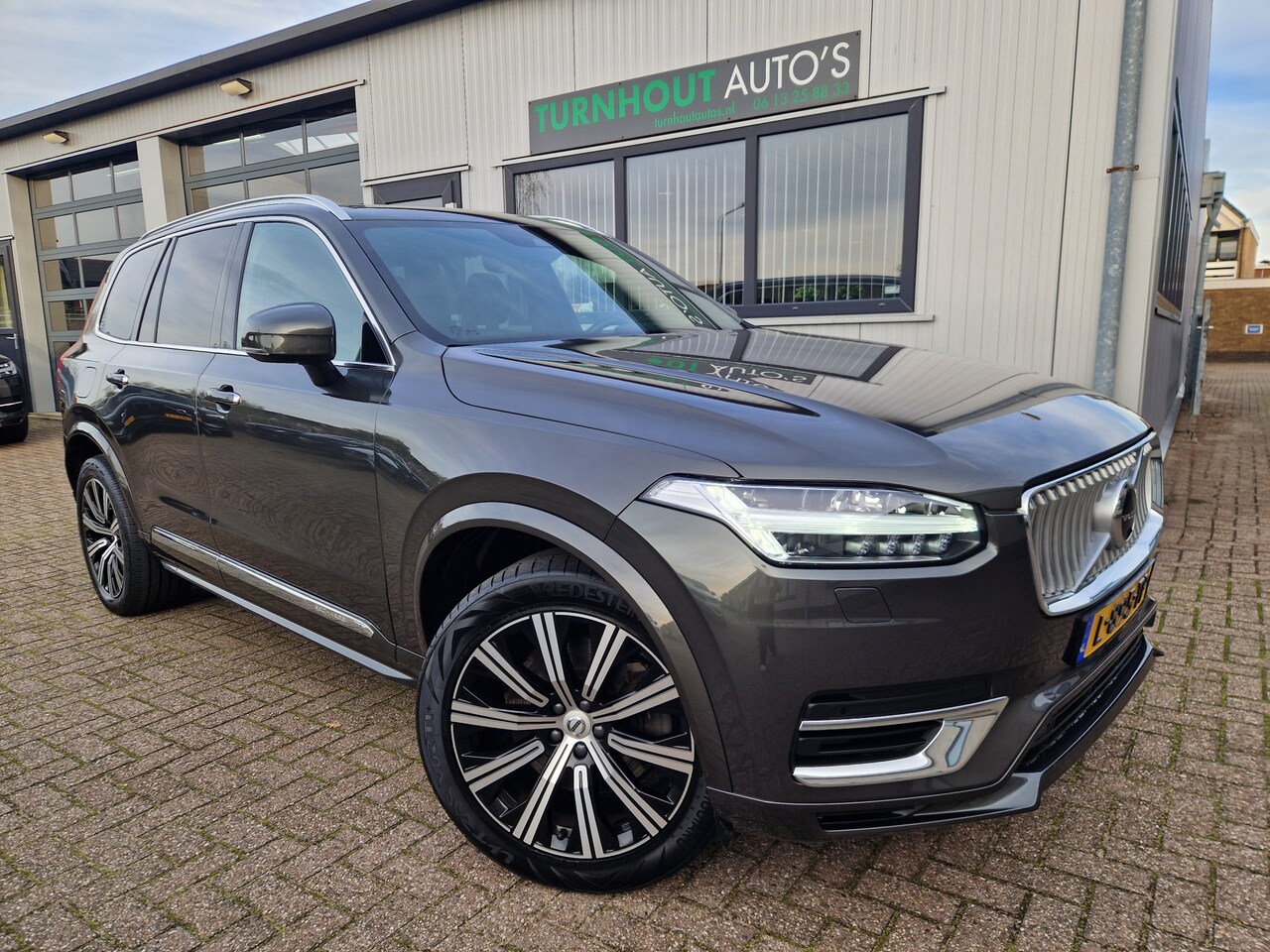 Volvo XC90 - 2.0 T8 Recharge AWD Inscription Exclusive Luchtvering | Massage | VOL OPTIES - AutoWereld.nl