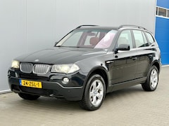 BMW X3 - 3.0si High Exe | Pano | Xenon | Leer | Navi | PDC