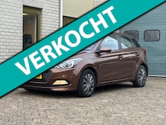 Hyundai i20 - Zuinige auto / 12 mnd garantie / trekhaak