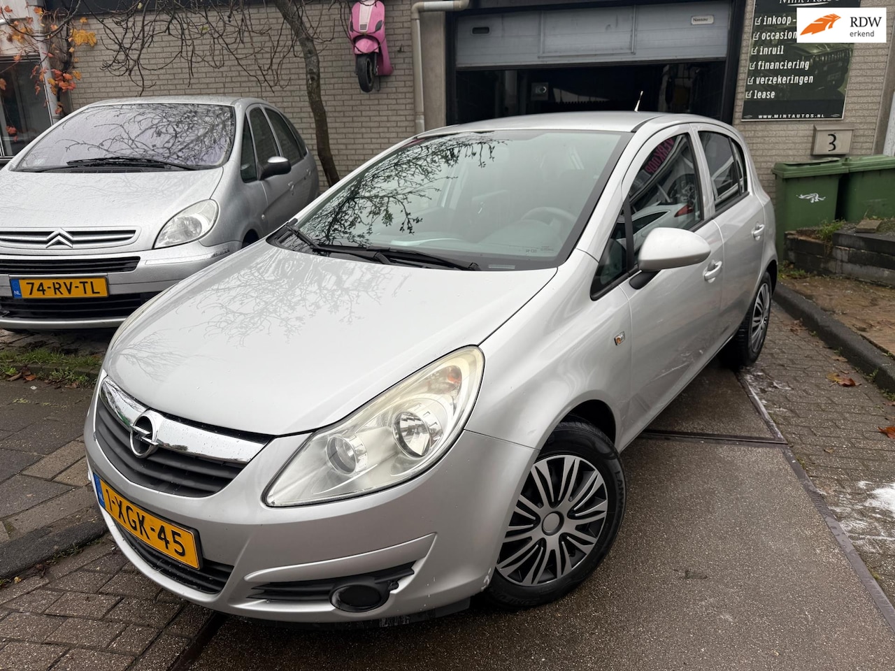 Opel Corsa - 1.2-16V Cosmo Apk/Airco/Nieuwe.Ketting - AutoWereld.nl
