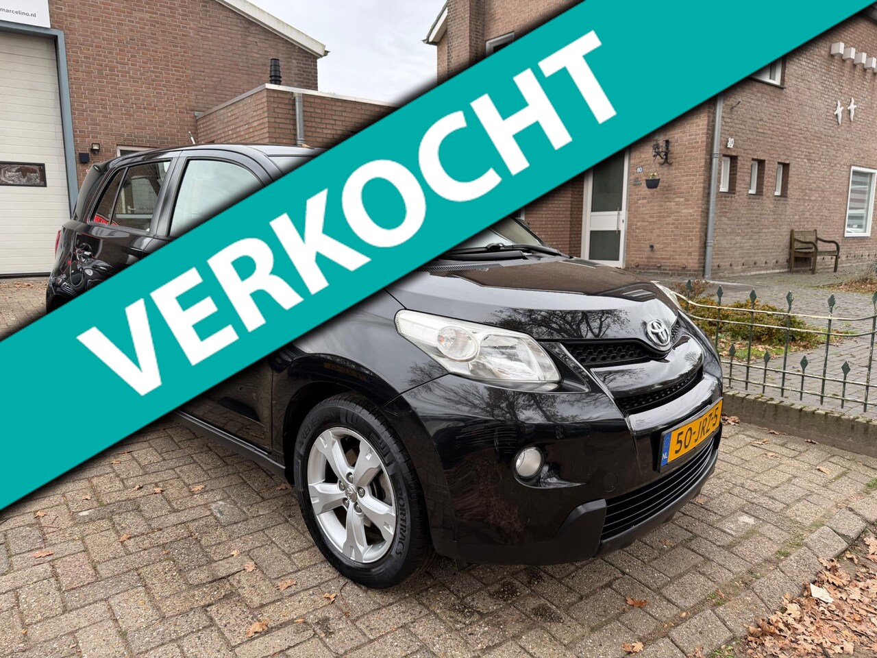 Toyota Urban Cruiser - 1.3 VVT-i Aspiration 1.3 VVT-i Aspiration - AutoWereld.nl