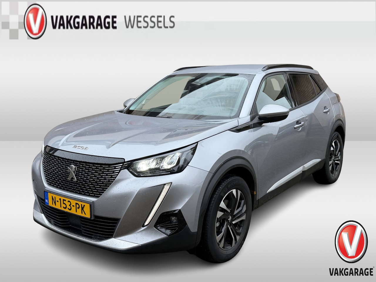 Peugeot 2008 - 1.2 PureTech Allure Pack | Camera | PDC A | Trekhaak | LM | - AutoWereld.nl