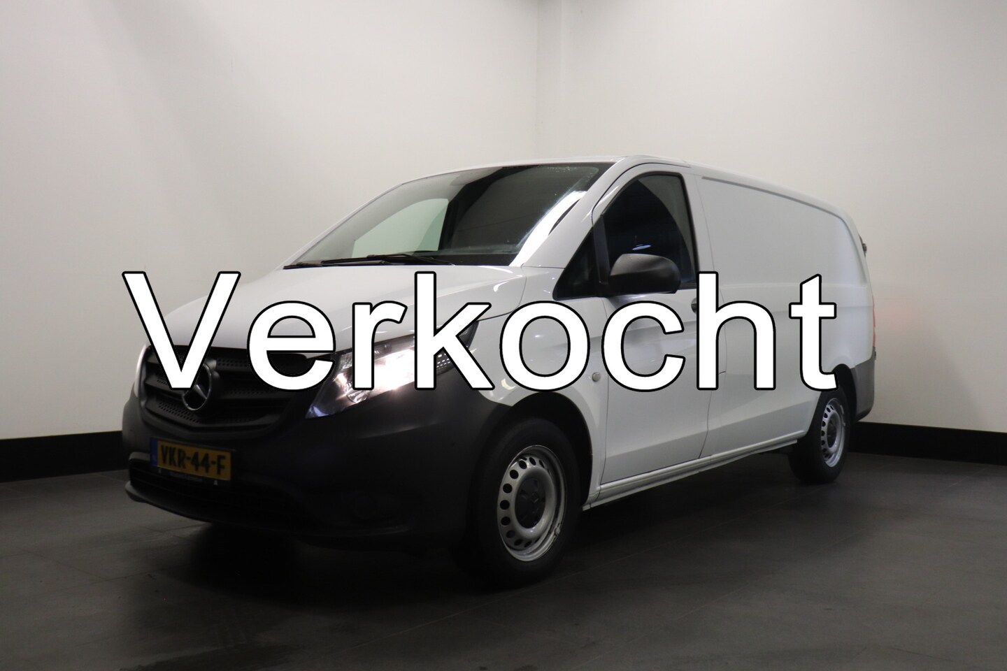 Mercedes-Benz Vito - 116 CDI Lang - EURO 6 - Airco - Navi - Cruise - € 16.950,- Excl. - AutoWereld.nl