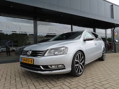 Volkswagen Passat - 2.0 TSI Highline DSG Leder Navi 19 Inch 2x Pdc 2011