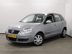 Volkswagen Polo - 1.4-16V Comfortline