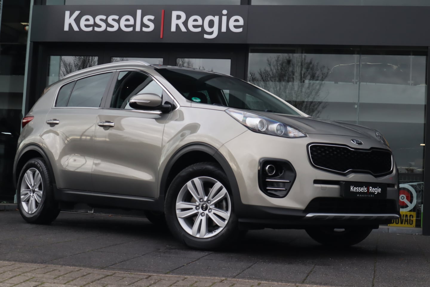 Kia Sportage - 1.6 GDI DynamicLine Camera CarPlay Navi DAB+ Cruise Sensoren - AutoWereld.nl