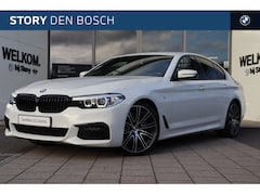 BMW 5-serie - 520i Executive M Sport Automaat / Sportstoelen / Achteruitrijcamera / Head-Up / M Sportond