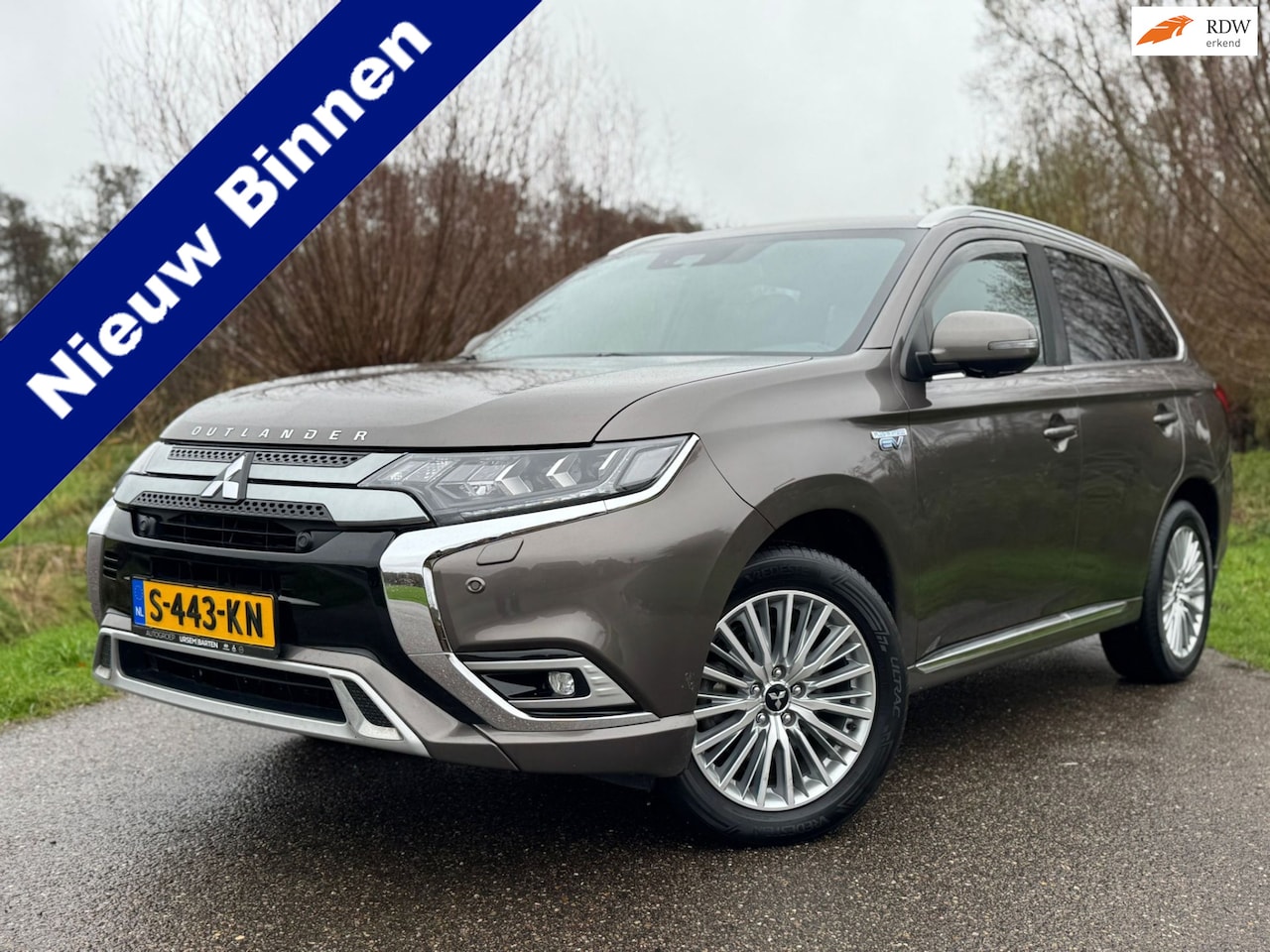 Mitsubishi Outlander - 2.4 PHEV S / Automaat / Clima - Airco / Navi / Camera / Leder / Elektrische Voorstoel - Ac - AutoWereld.nl