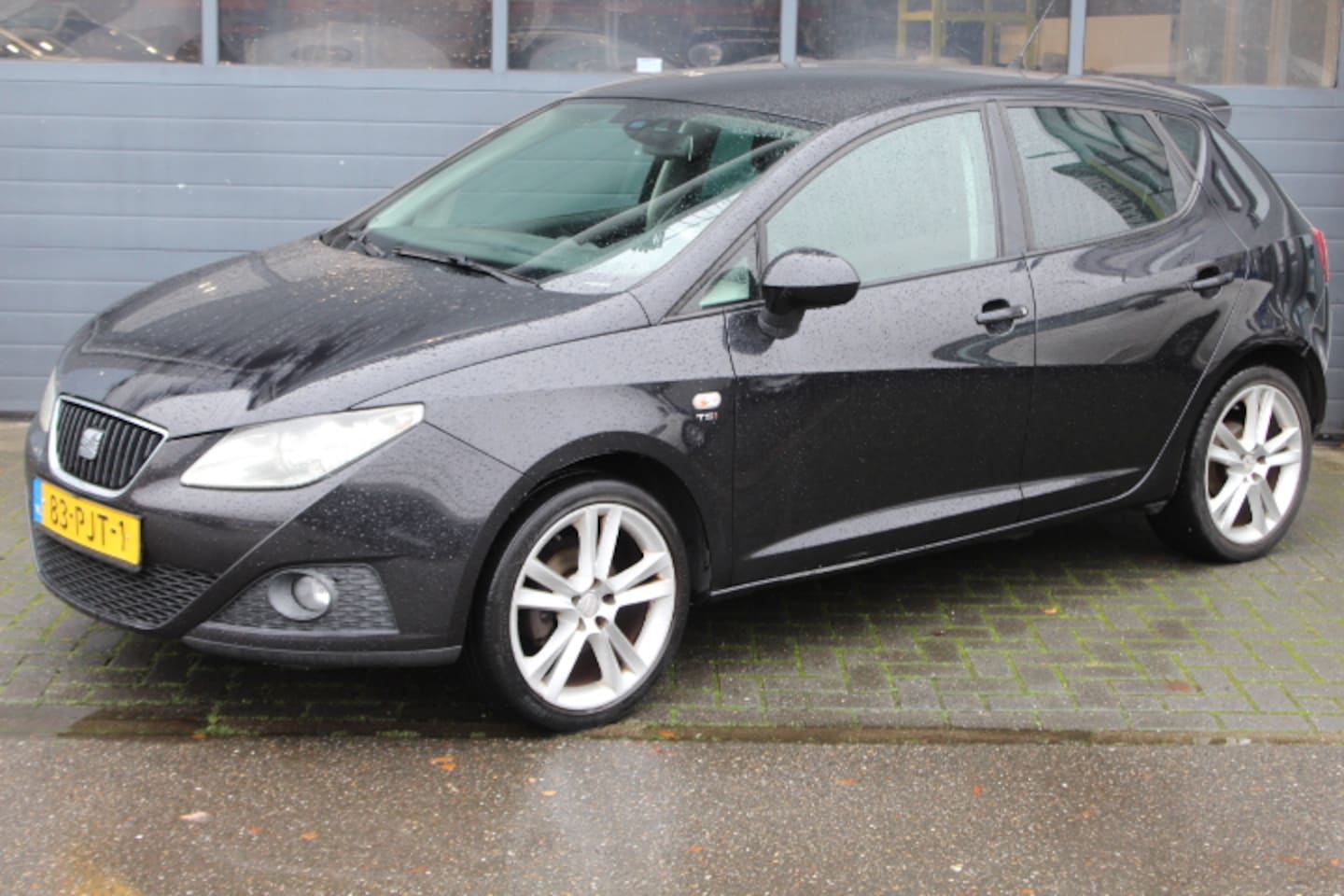 SEAT Ibiza - 1.2 TSI Sport Climate control, Cruise, Apple carplay/ Android auto - AutoWereld.nl