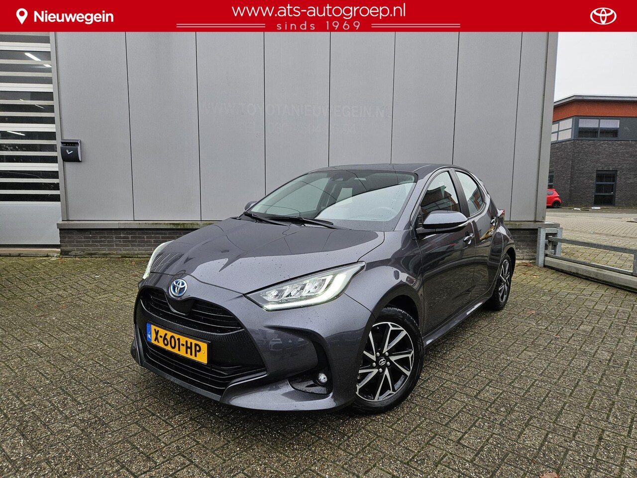 Toyota Yaris - 1.5 Hybrid Dynamic | Slechts 6.800 KM | Org NL en 1e Eigenaar | - AutoWereld.nl