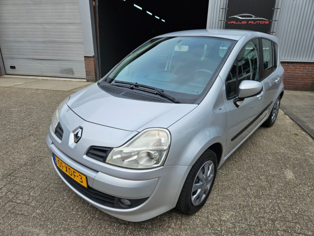 Renault Grand Modus - 1.6-16V Night & Day Klima Trekhaak leder - AutoWereld.nl