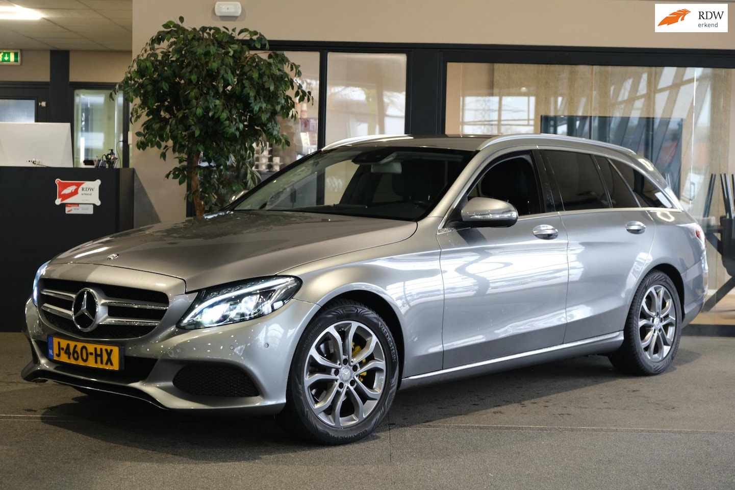 Mercedes-Benz C-klasse Estate - 180 DCT Navi Cam Cruise Xenon Pdc Led Leder - AutoWereld.nl