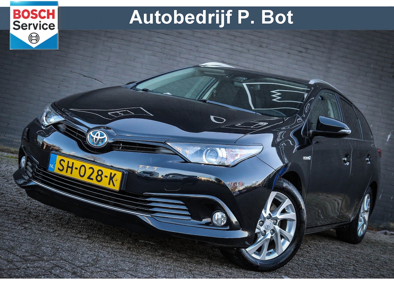 Toyota Auris Touring Sports - 1.8 Hybrid Dynamic Nieuw binnen; Jouw droomauto? - AutoWereld.nl