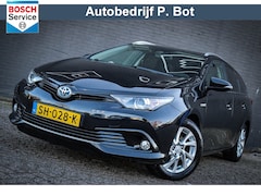 Toyota Auris Touring Sports - 1.8 Hybrid Dynamic Trekhaak/Navi/Camera