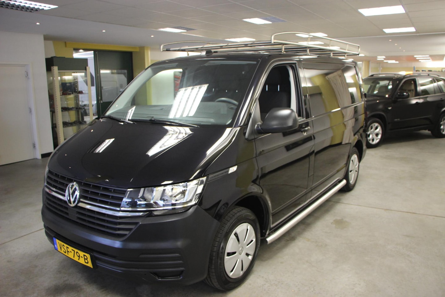 Volkswagen Transporter - 2.0 TDI L1H1 26 Economy Business 2.0 TDI L1H1 26 Economy Business - AutoWereld.nl