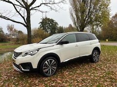 Peugeot 5008 - 1.2 PureTech Allure Aut8 7P Pano