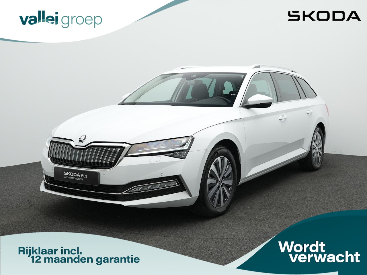 Skoda Superb Combi - 1.4 TSI iV 218 pk DSG Business Edition | Trekhaak | Geheugenstoel | Matrix LED | Stoel-/ac - AutoWereld.nl