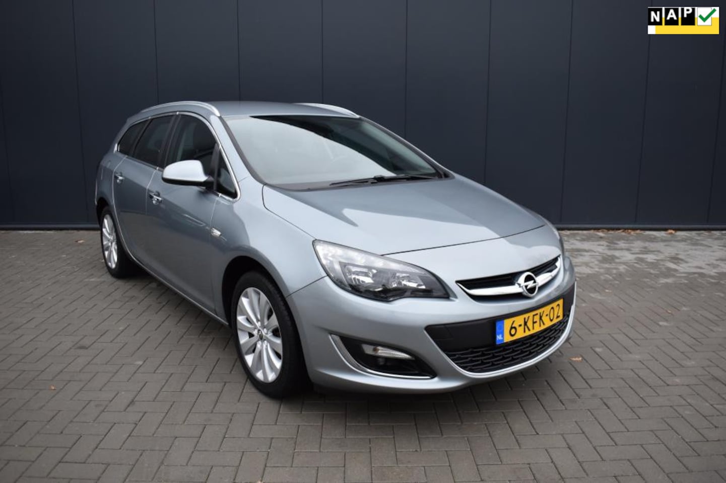 Opel Astra Sports Tourer - 1.4 Turbo Cosmo |LM WIELEN|TREKHAAK|SPORTS| - AutoWereld.nl