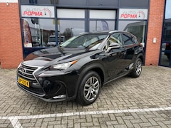 Lexus NX - 300h AWD Luxury Line / Fabrieks glazen sch - kanteldak / Lederen bekleding / Stoelverw. /