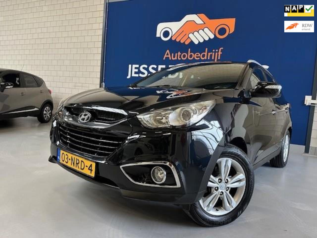 Hyundai ix35 - 2.0i Style /bj.2010/ kleur: zwart/ NAP met 183400 km./APK 10/2026/ Half Leder/ Trekhaak/ C - AutoWereld.nl